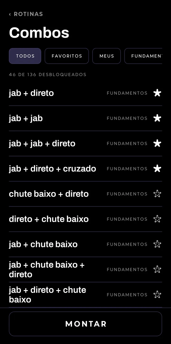 A biblioteca de combos, com os favoritos marcados.
